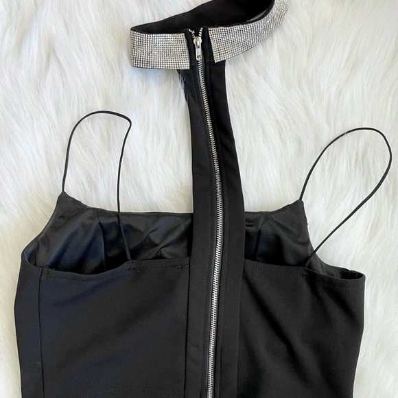 Women’s 2 Piece Set Black Crop Top & Belted Skirt w/ Jeweled Choker - Picture 5 of 12